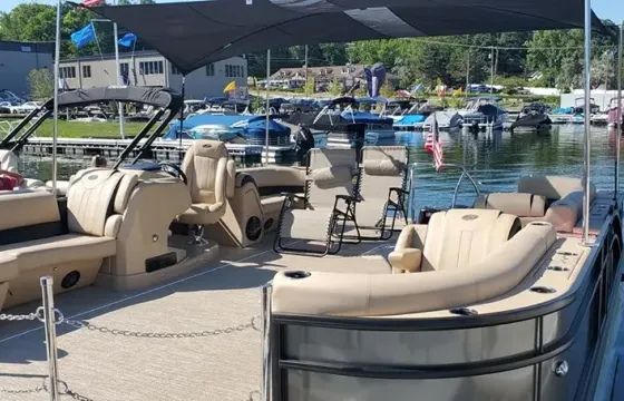 Barletta EXQ23 Expanding 25' Pontoon Boat with Captain Pete on Cass Lake, MI