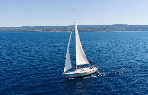 Sail into adventure with SY Sayonara