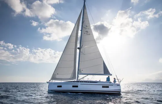 Supereva Bavaria Cruiser 42 Cruising Monohull Rental in San Vincenzo, Toscana