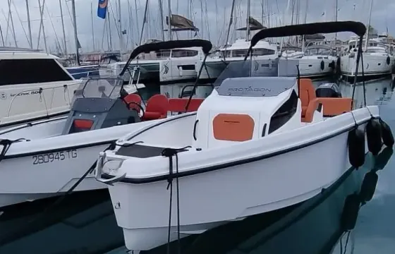 Protagon Yachts 25 Space Powered By Mercury Seapro V8 250hp In Split