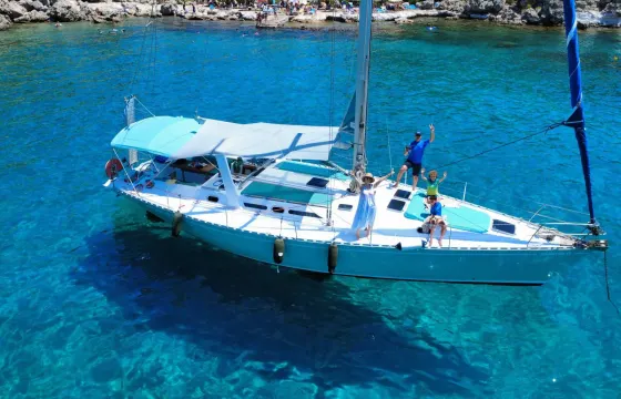 Private Full-Day Cruise in Rhodes with Lunch and Drinks