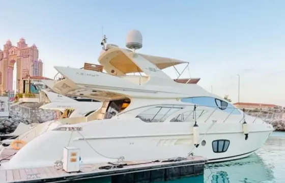Motor Yacht Rental in Abu Dhabi for 10 Guest!