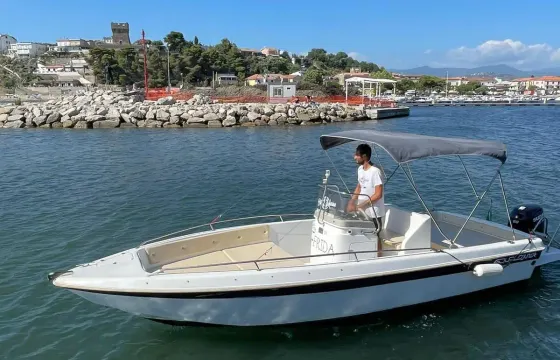 Barca Squalo Junior 23 from Naples