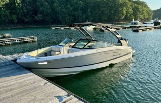 Luxury Regal LX2 for Cruising on Lake Lanier