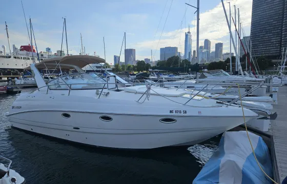 Luxury 35ft Larson Cabrio Yacht | Chicago Lakefront Experience