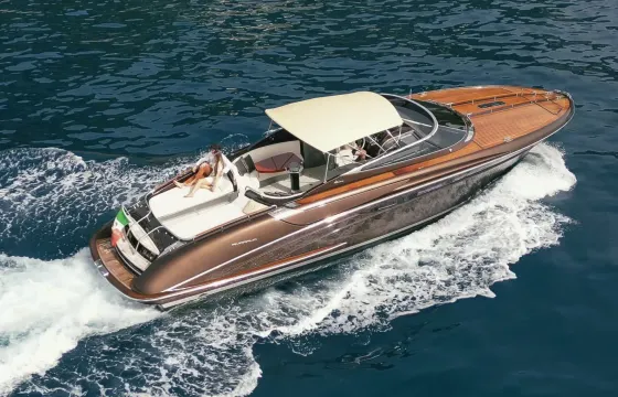 44'' Riva Rivarama Motor Yacht For Rent in Sorrento, Campania