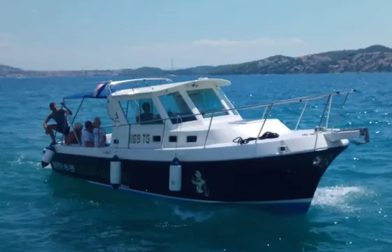 Private Boat tour to Blue Lagoon, Island Solta and Island Ciovo