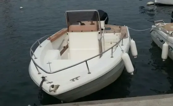 Rent a Center Console and go Fishing in La Spezia, Italy