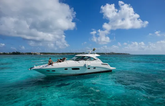 Indulge in a Private 47ft Sundancer Yacht Journey to Isla Mujeres