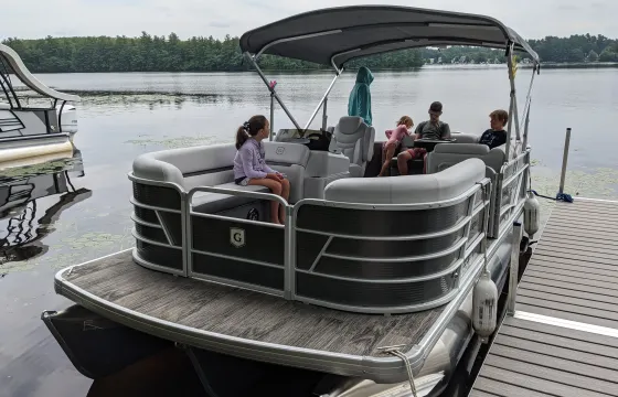 10 Person Godfrey Sweetwater Tritoon in Kingston, NH