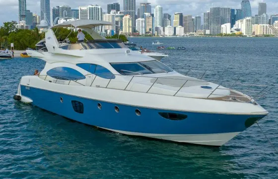 Enjoy Miami In Azimut 70ft!!!!