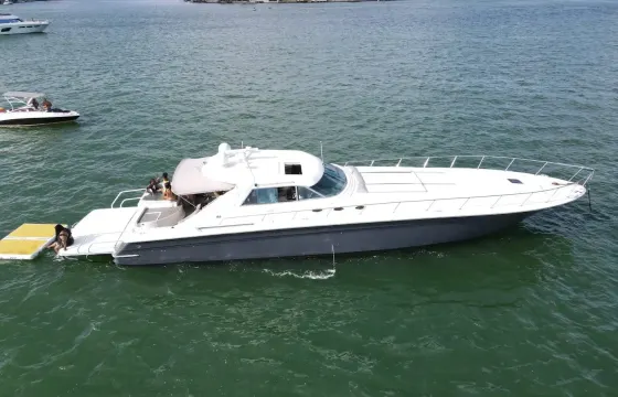 75' Mega yacht Jacuzzi Miami Beach, Florida!