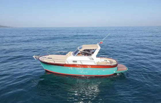 Jeranto 750 28ft - twin engines