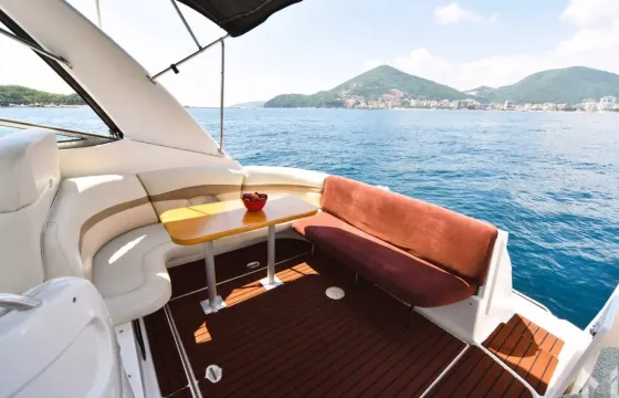 Charter 37' Chaparral Signature Motor Yacht in Budva, Montenegro