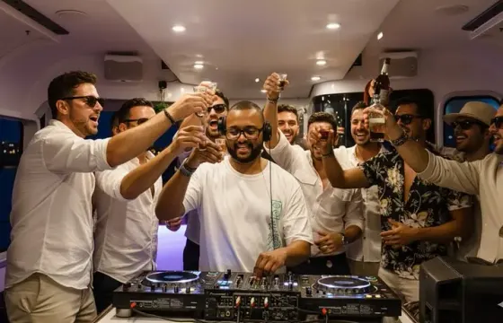Lisbon Bachelor Party Sunset Cruise – Luxury Boat, Shots & Music