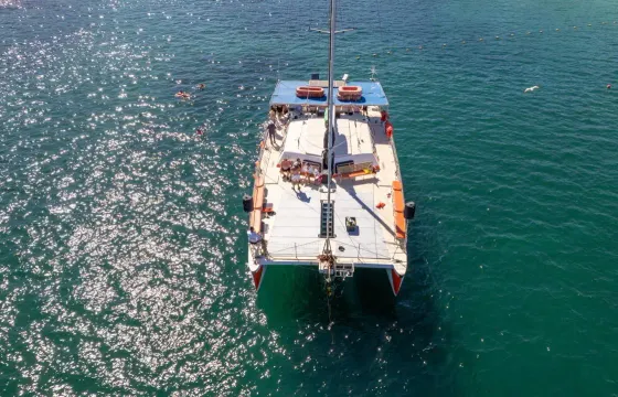 65 People - All inclusive service aboard the 65ft Power Catamaran