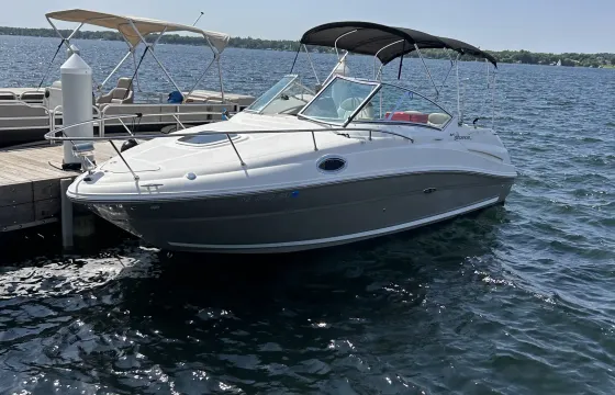 Set Sail for Fun on Lake Minnetonka with the Sea Ray 24