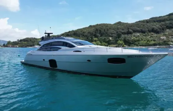 Bold 74ft Mega Yacht with Sporty Performance & Seamless Indoor-Outdoor Living