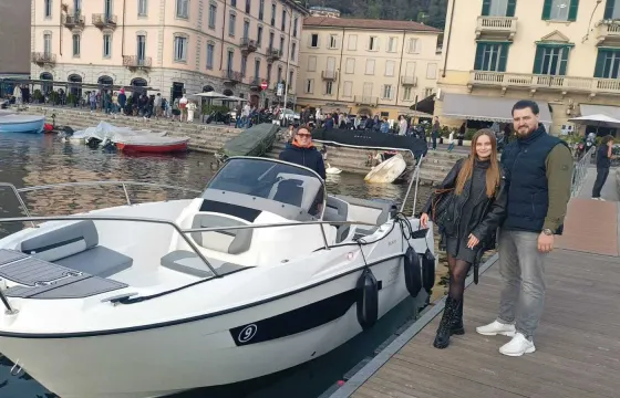 3h “Private Tour” Lake Como on Karnic SL651  Boat