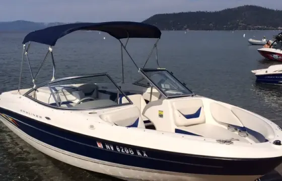21' Bowrider for rent in Lake Tahoe