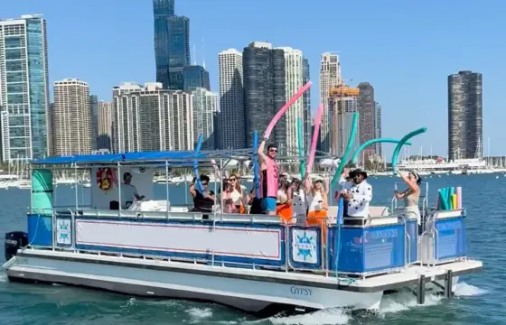 24 Guests Captained Party & Event Boat in Chicago with Bathroom & Aqua mat