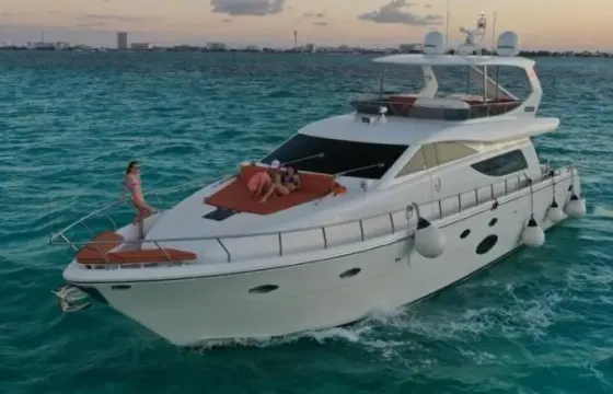 UNISSE 70 UNIQUE premium class Yacht in Cancún, Quintana Roo