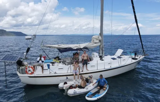 Experience the Gulf Star 41' Sailing and Dining in Guanacaste