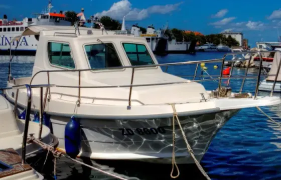 Fishing Charter in Zadar Channel on Araussa 740 Motor Yacht