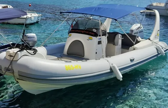Hvar Beach Hopping and Snorkeling from Hvar town onboard Zodiac Medline