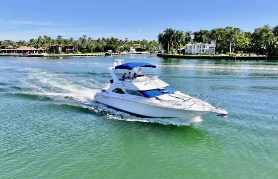 🚨Jacuzzi is Included! 😍Sea oRay 48 Yacht! Summer time come and enjoy with us!
