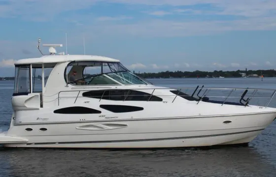 "Sandy Feet" Cruiser Yachts 455 For Up to 12 Guests in Miami