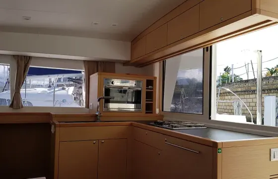 Bareboat Charter on Lagoon 400 Sailing Catamaran from Furnari, Sicilia