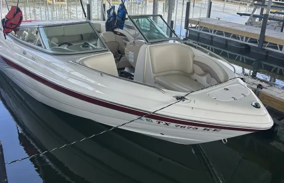 Chaparral 220 SSi Boat | Ski, Wakeboard & Tube on Canyon Lake Tx
