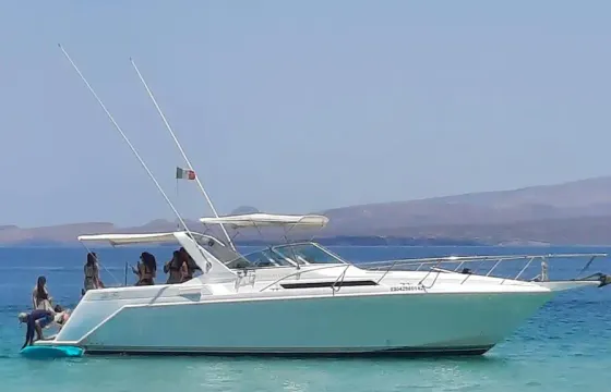 Chris Craft 45ft - 15 Passenger Luxury to Espíritu Santo & Balandra Beach