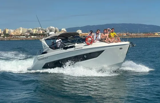 38ft Cranchi Yacht Charter – Half-Day Benagil Caves Cruise from Portimão