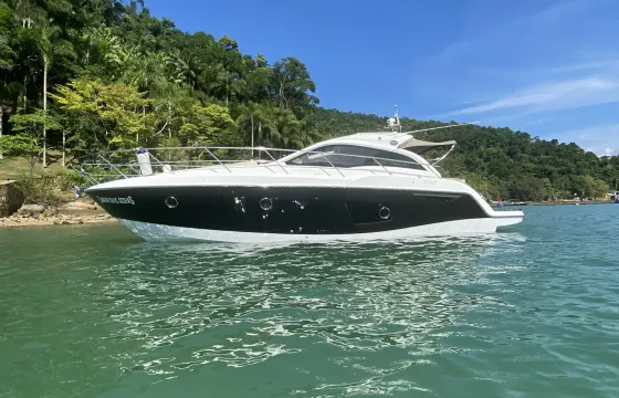 40ft Sessa Casagrande Motor Yacht Rental in Paraty, Rio de Janeiro, Brazil