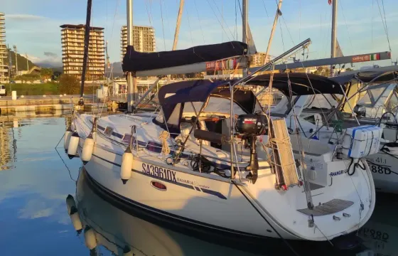 Shangri La Bavaria 39 Cruiser Cruising Monohull Rental in Salerno, Campania