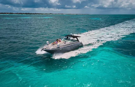 Holbox Island Yacht Rental Sea Ray 40
