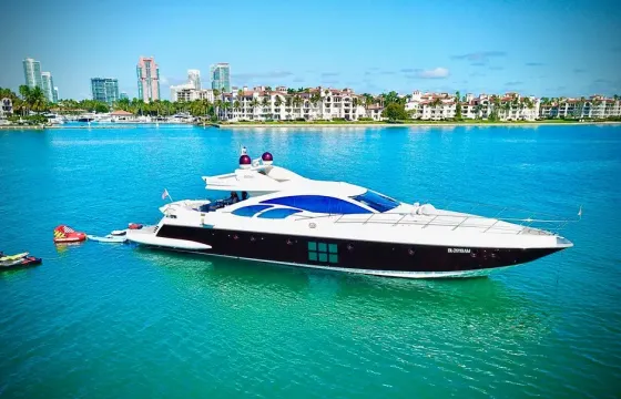 Ultimate Deal! 86' Azimut Yacht for Rent in Miami, Florida.