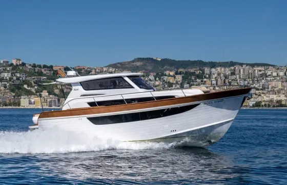 Mimi Libeccio 13.5 Powerboat in Podstrana, Croatia