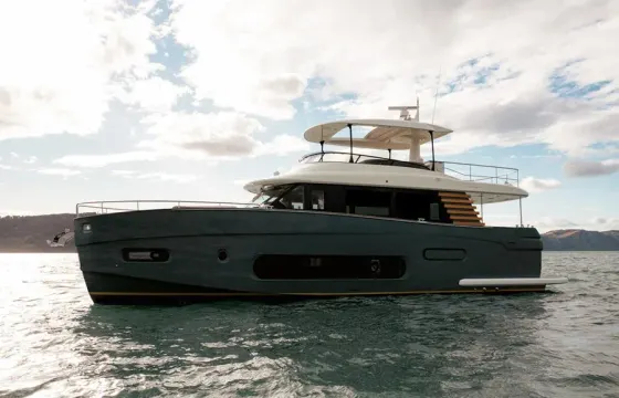Twin Engine Azimut Magallano 66 Yacht Charter with Skipper In Podstrana, Croatia