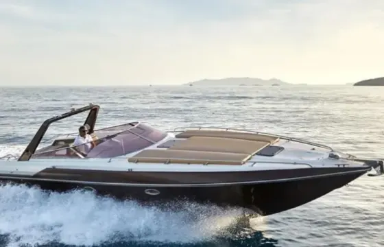 Enjoying Crystal Clear Waters In Mallorca Aboard Sunseeker Thunderhawk 43 Yacht