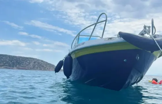 Your Aquatic Escape: Rent a 16ft Ayhan Deck Boat in Kalivia, Captain Optional!