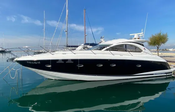 Sunseeker 50 feet  - Top Luxury Yacht in Cancun ( 6 hours min. rental )