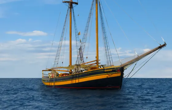 Charter the Goleta Honour in Palamós, Catalonia