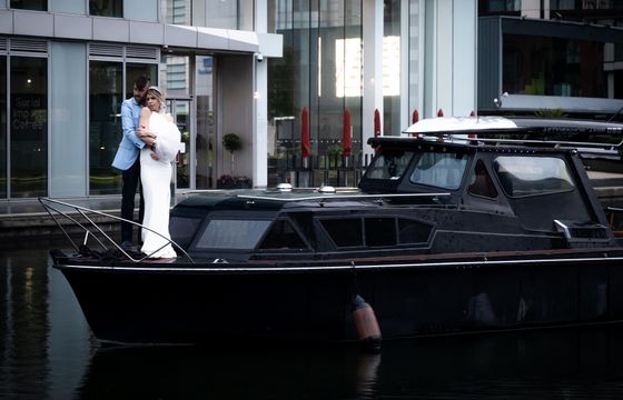 Private Boat Hire in London – 2-Hour Cruise for Groups of 6