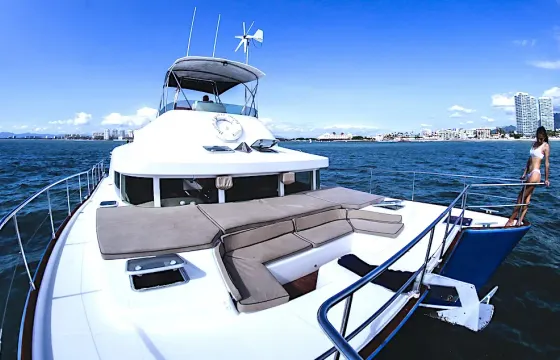 Lagoon 43 Power Catamaran in Puerto Vallarta