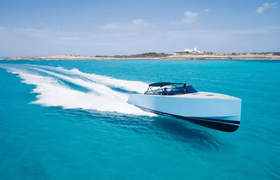 Stylish 40' VanDutch Adventure in Ibiza - 9 Guests can share the fun