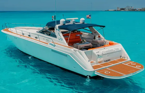 Private Luxury Yacht 58ft Rental in Cancún