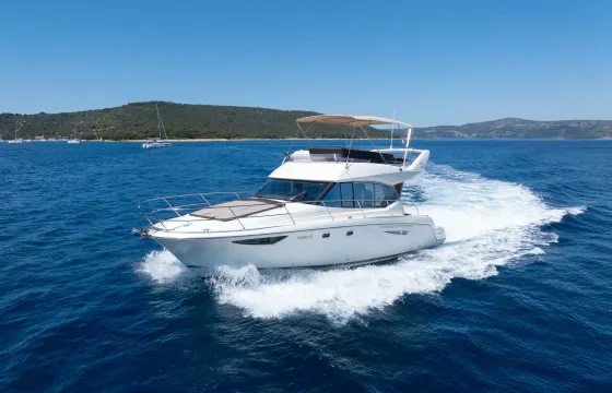 400 Prestige Motor Yacht - Trips and transfers on the Adriatic Coast